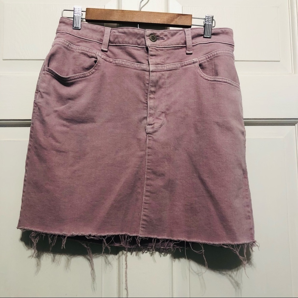 𝅺hollister Ultra High Rise Raw Hem Mini Skirt Size 11